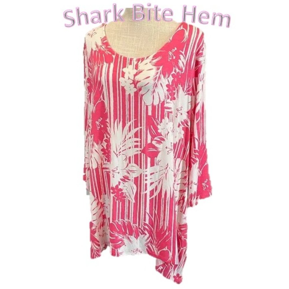 RUBY RD Tropical Print with Shark Bite Hem 2X - image 1